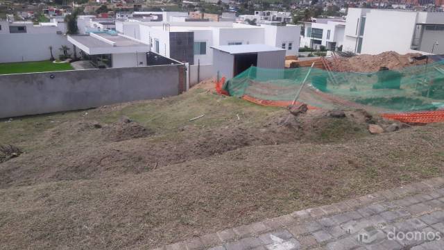 TERRENO EN LOMAS DE ANGELOPOLIS