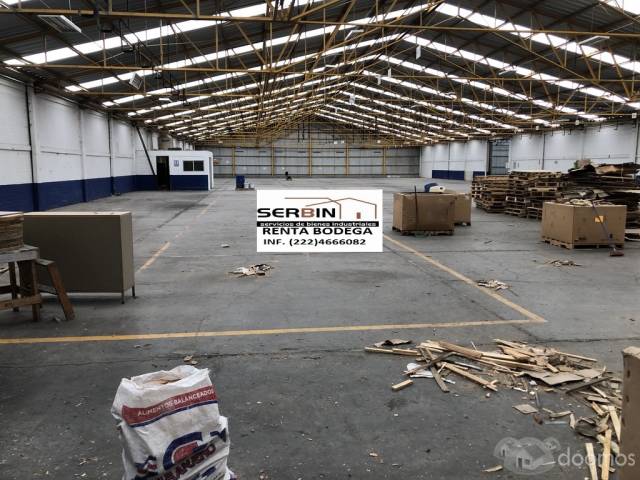 Renta de Bodega en Puebla, 3600 m2, con terreno de 15,000 m2