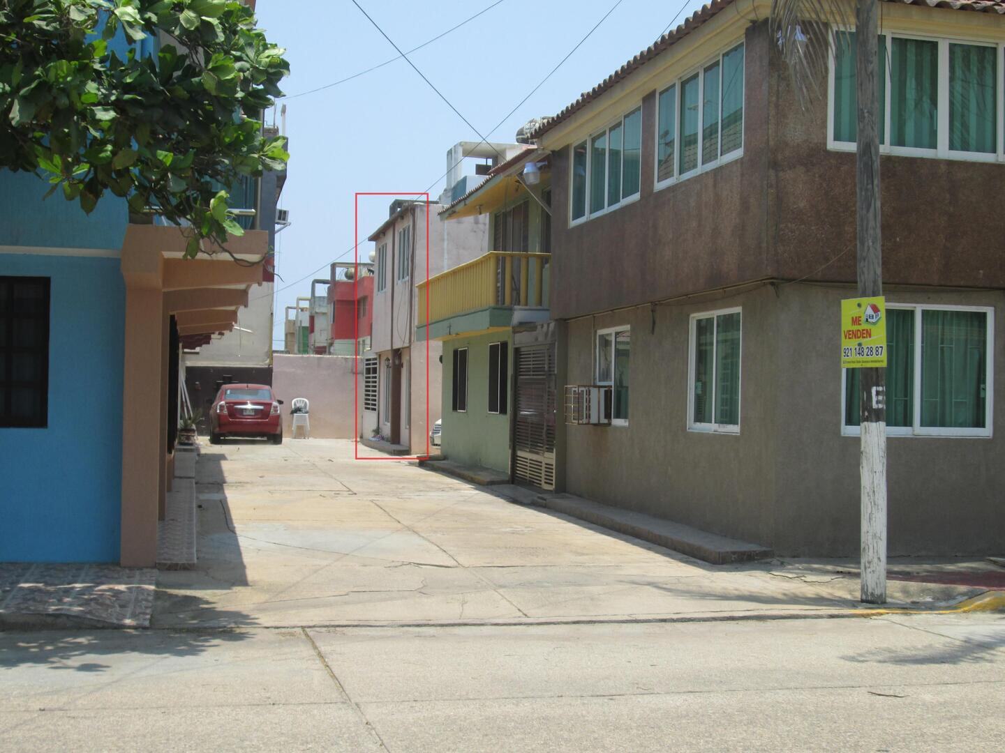 Casa en Venta, John Spark, Col. Playa Sol, Coatzacoalcos.