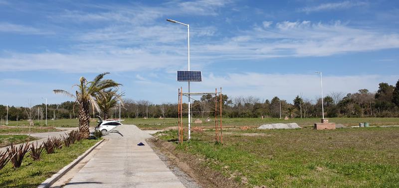 Barrio Parque, Las Tinajas, Luján lote 900 m2 ,asfalto, gas , tendidos subterráneos