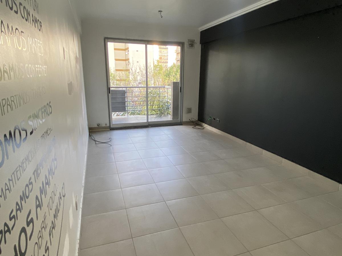 Venta Departamento Floresta 2 amb con balcon y Cochera 45 mts