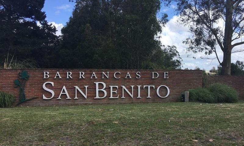 VENTA LOTE  BARRANCAS DE SAN BENITO. 399 M2