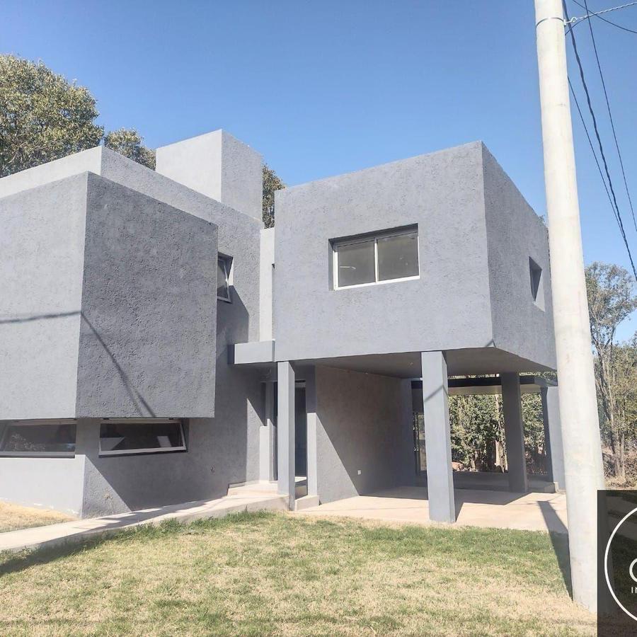 Casa en venta de 2 dor APTA BANCOR c/ cochera en Villa Catalina, Río Ceballos