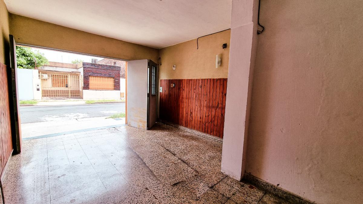 Venta Casa 3 dormitorios -PERMUTAS - Barrio Matheu