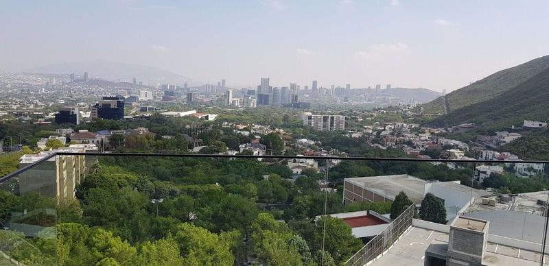 Departamento Exclusivo en Venta  en el Alpino Chipinque de 380 m2