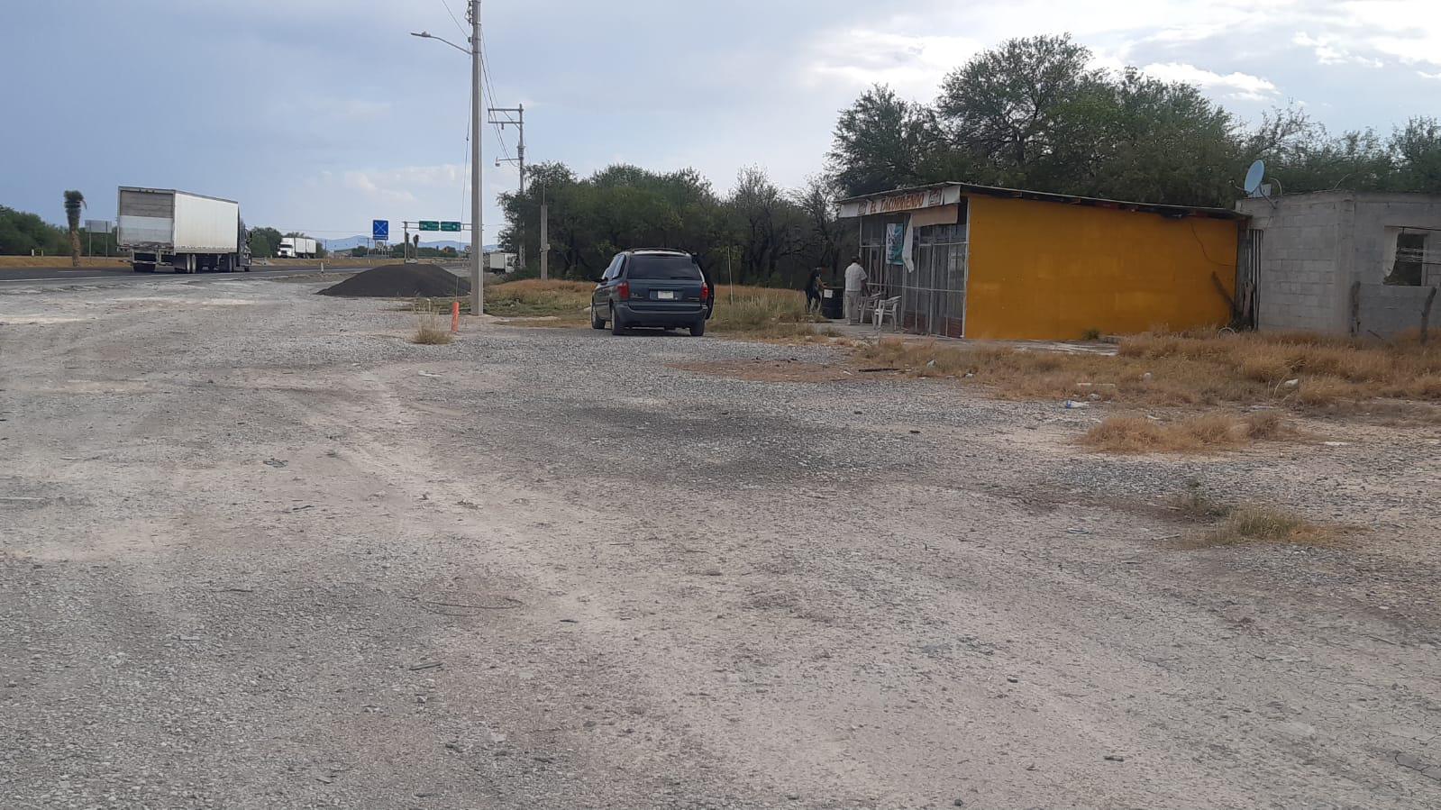 Terreno  a pie de la 57 km 10. saltillo_ Matehuala