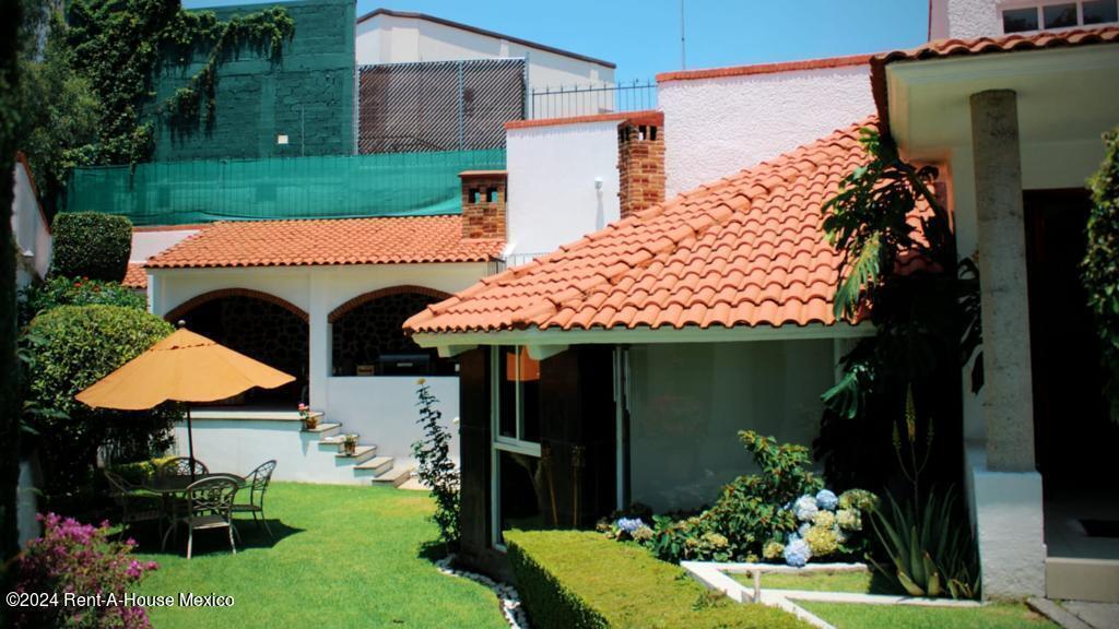 Casa en Venta en Tlalpan Privada Colinas del Bosque 24-3066 CR