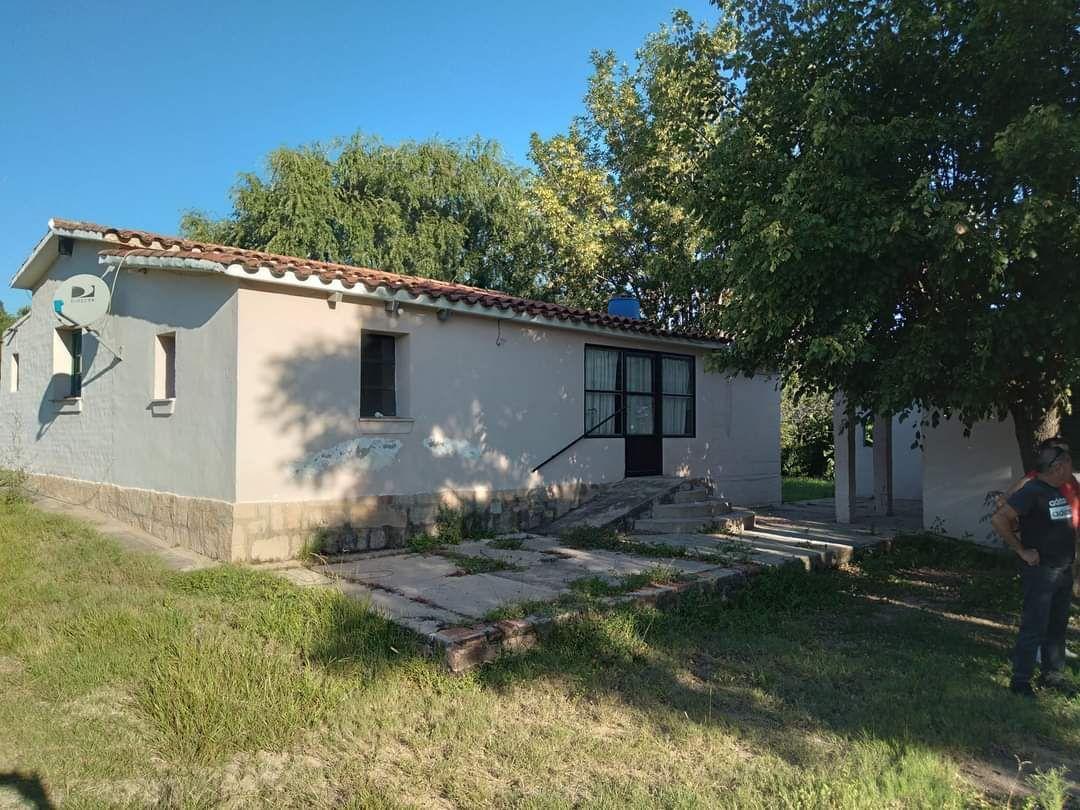 Casa en venta de 3 dormitorios c/ cochera en Estancia Vieja