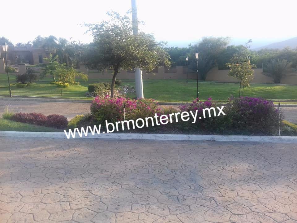 TERRENO PLANO VENTA PORTAL DEL HUAJUCO 2000 M2 CARRETERA NACIONAL MONTERREY N L $17,500,000