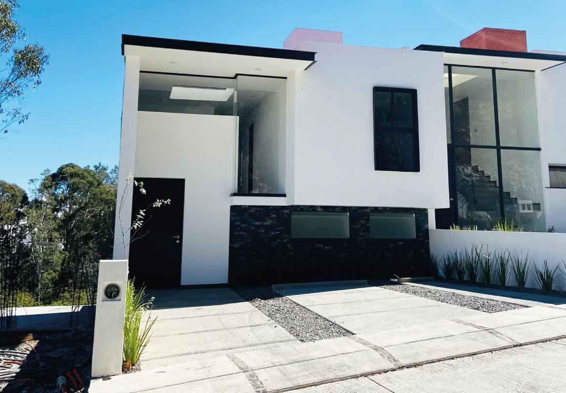 CASA EN VENTA EN FRACC. MIRASOLES, MORELIA