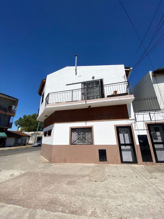 PROPIEDAD EN VENTA EN BLOCK 3 DPTOS + LOCAL