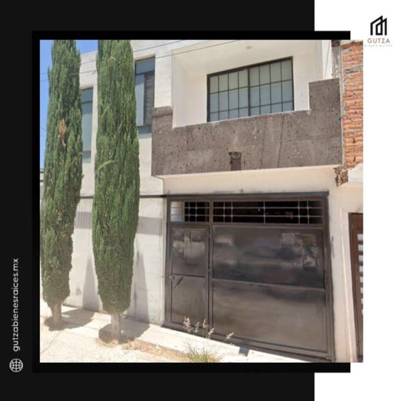 Casa en Remate Bancario de 3 Pisos en Vistas de Oriente, Aguascalientes