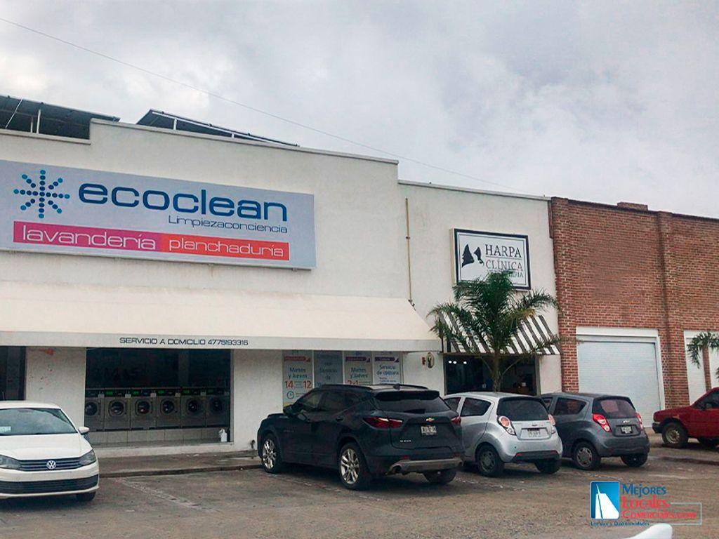 LOCAL EN RENTA SOBRE BLVD. SAN JUAN BOSCO