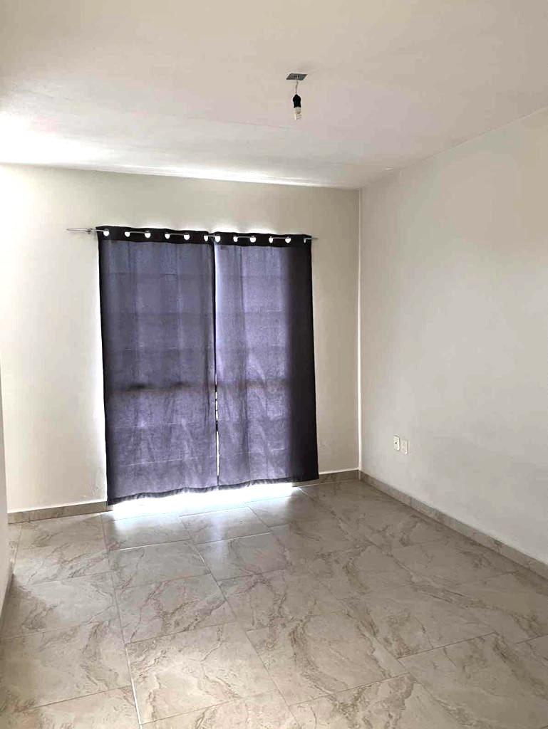 CASA EN VENTA SEMINUEVA EN RESIDENCIAL EL DORADO EN LEÓN GTO