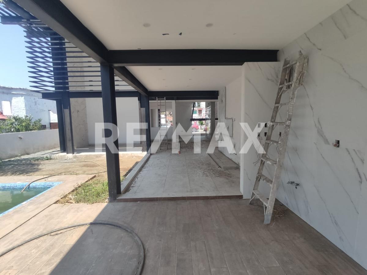 Venta de Casa con Alberca Fraccionamiento Lomas de Cocoyoc, Morelos