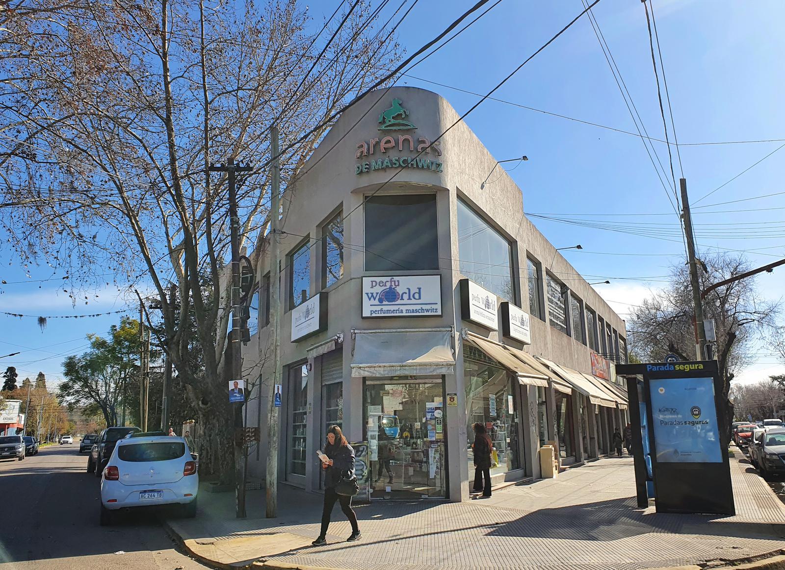 Edificio Comercial en Centro de Maschwitz - Av. Villanueva