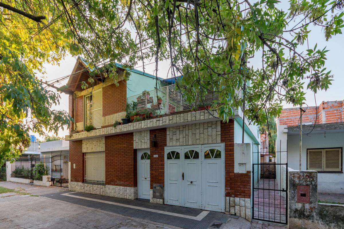 VENTA/PERMUTA - Casa al Frente 3 dormitorios - Pérez, Santa Fe.