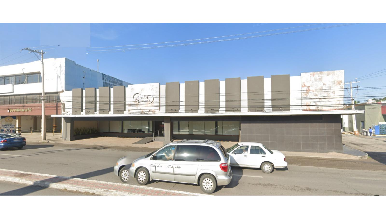 Edificio Comercial en Altavista