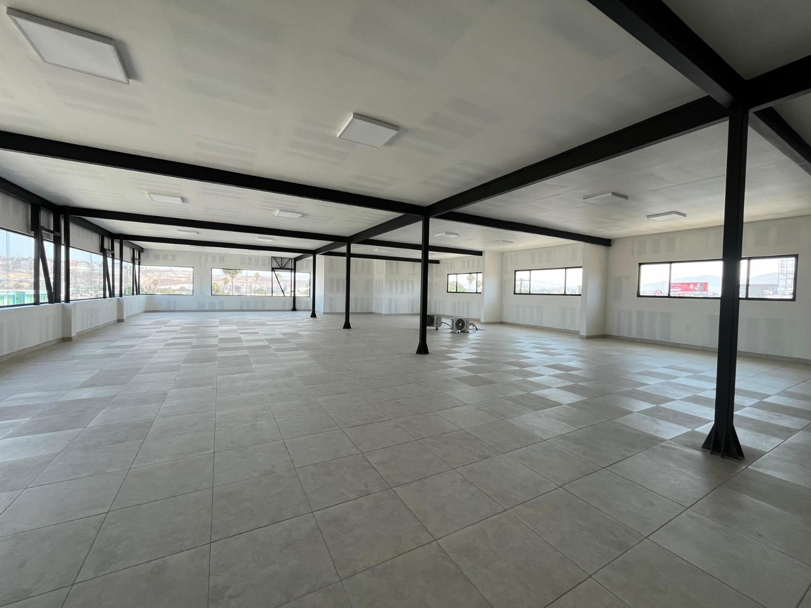 Local Comercial en Renta de 400 m2, en Blvd. Diaz Ordaz, Tijuana