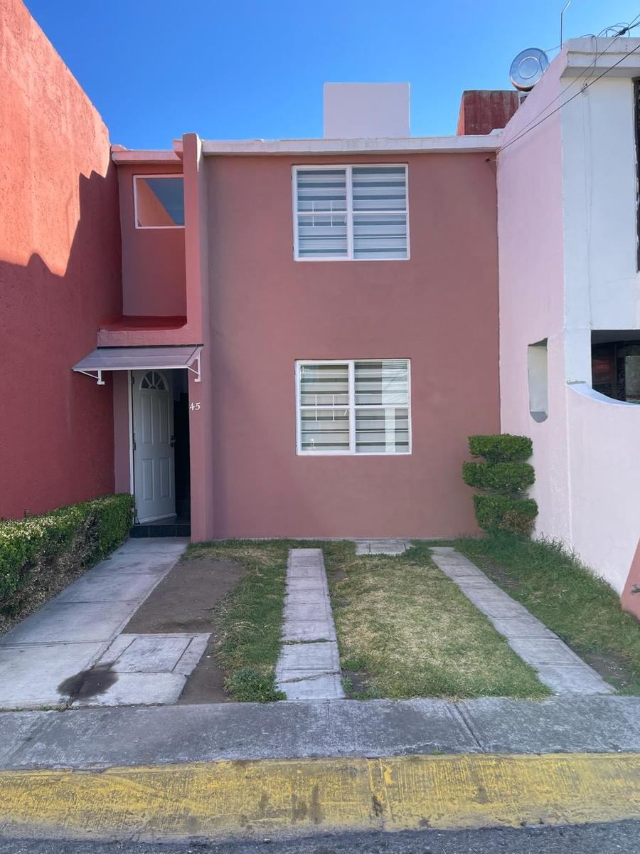 Casa en Venta en privada de Chopos, Metepec