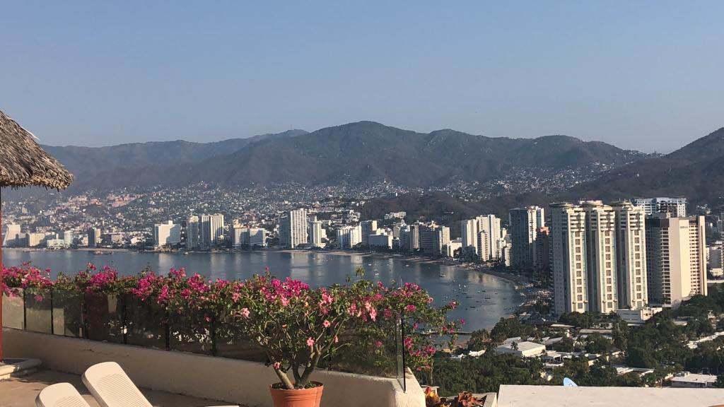 RENTA CASA    EN  ACAPULCO