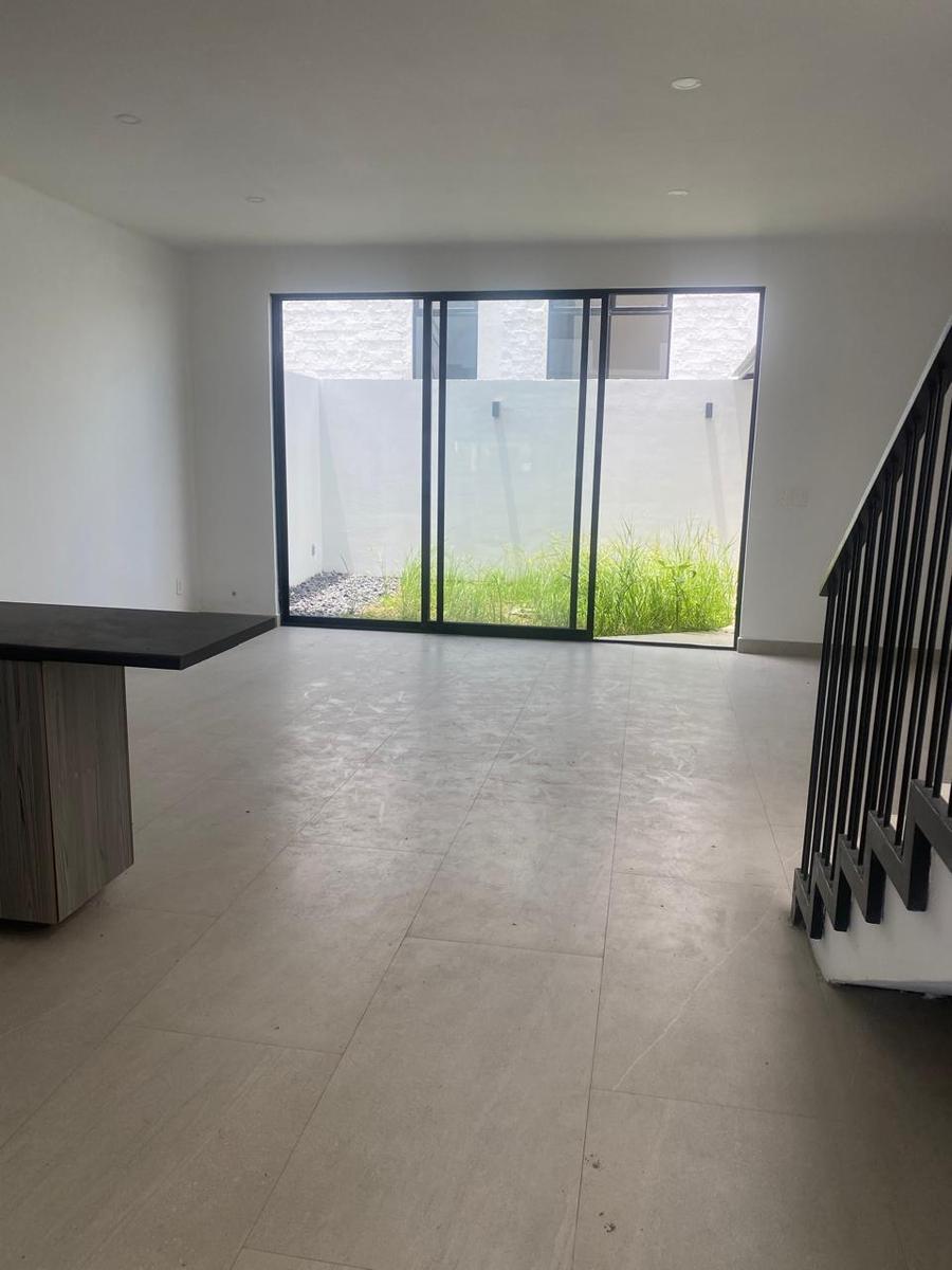 CASA EN VENTA CONDOMINIO ADAMAR