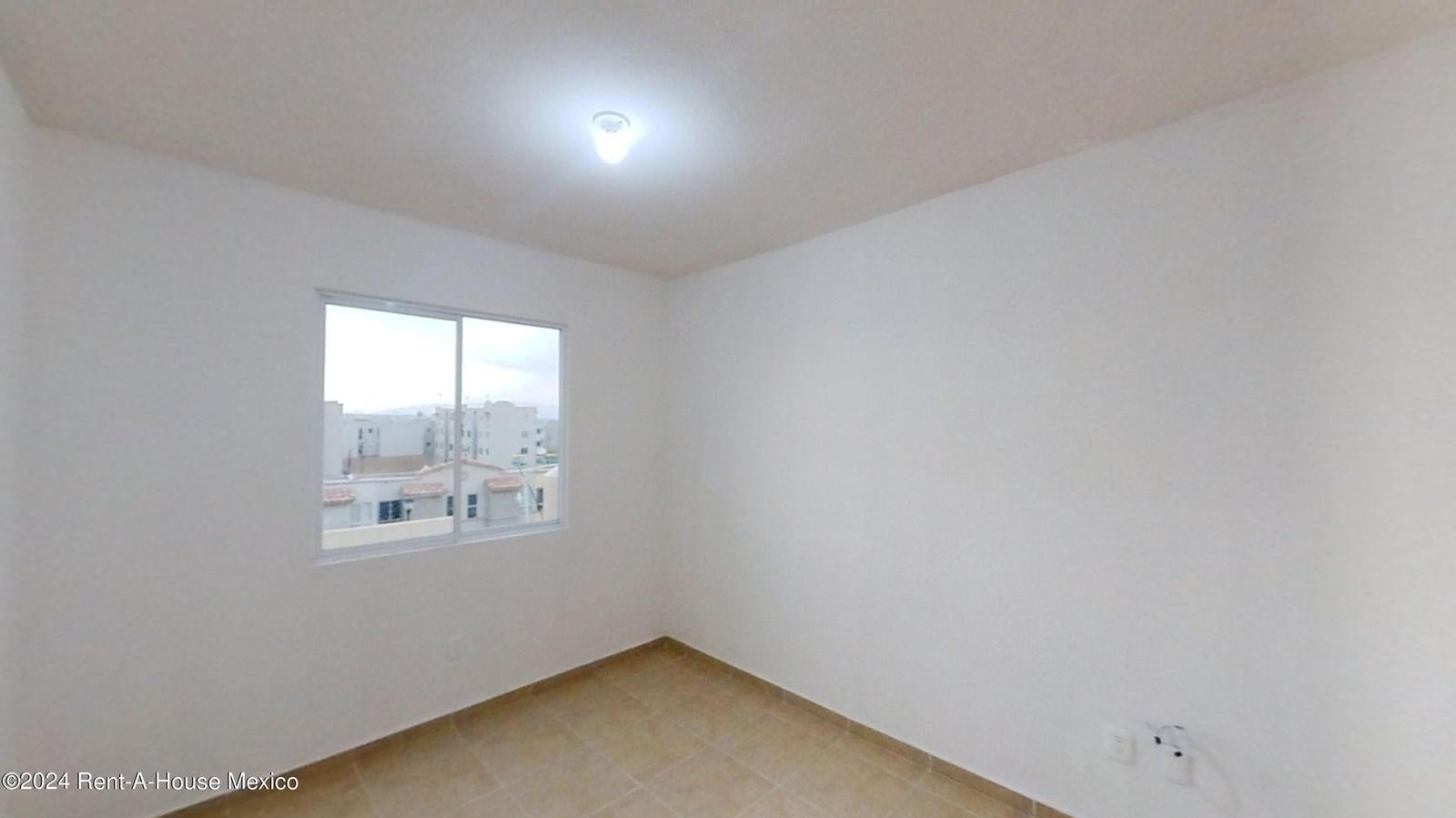 Departamento en venta  Tecamac  Real Granada   25-20 GIS