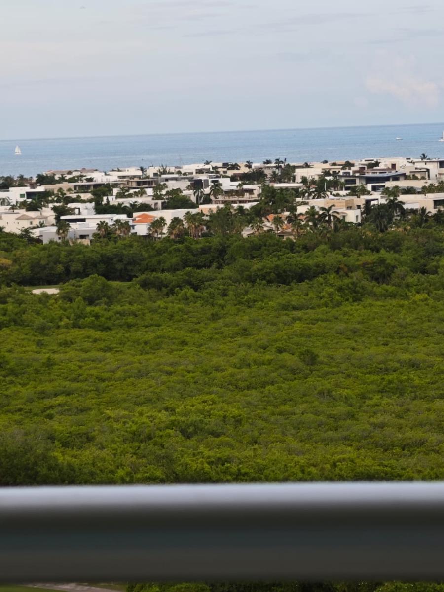 Departamento en  ISOLA PUERTO CANCUN