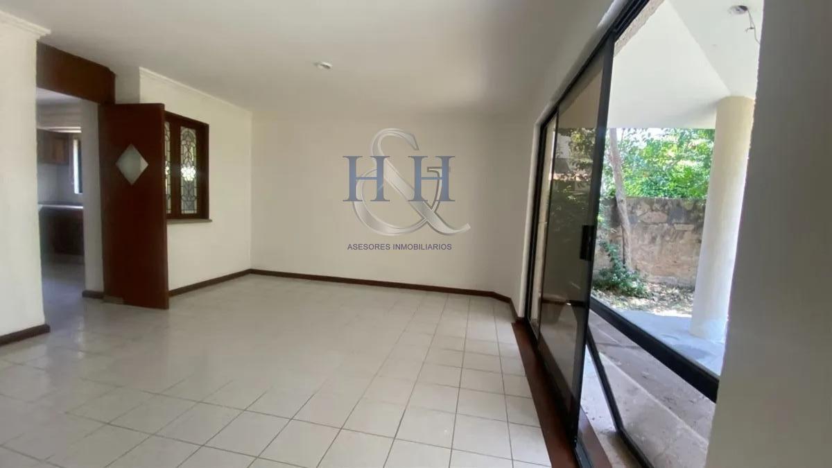 Casa en condominio en Puerta de Hierro