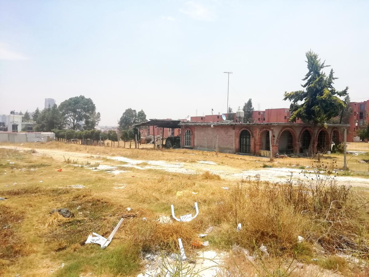 Terreno  en avenida principal- Las Carmelitas