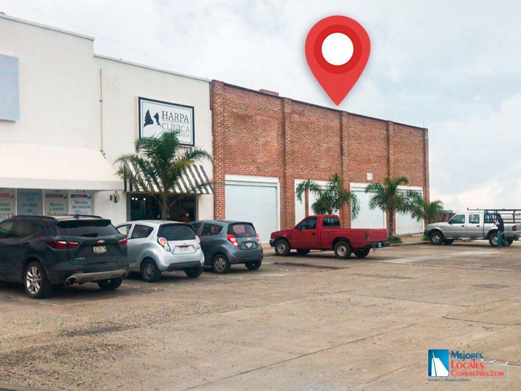 LOCALES EN RENTA SOBRE BLVD. SAN JUAN BOSCO 75 M2