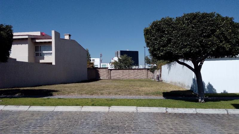 Terreno Residencial en Venta en Fraccionamiento Lomas de Angelópolis Closster 555, San Andrés Cholula, Puebla