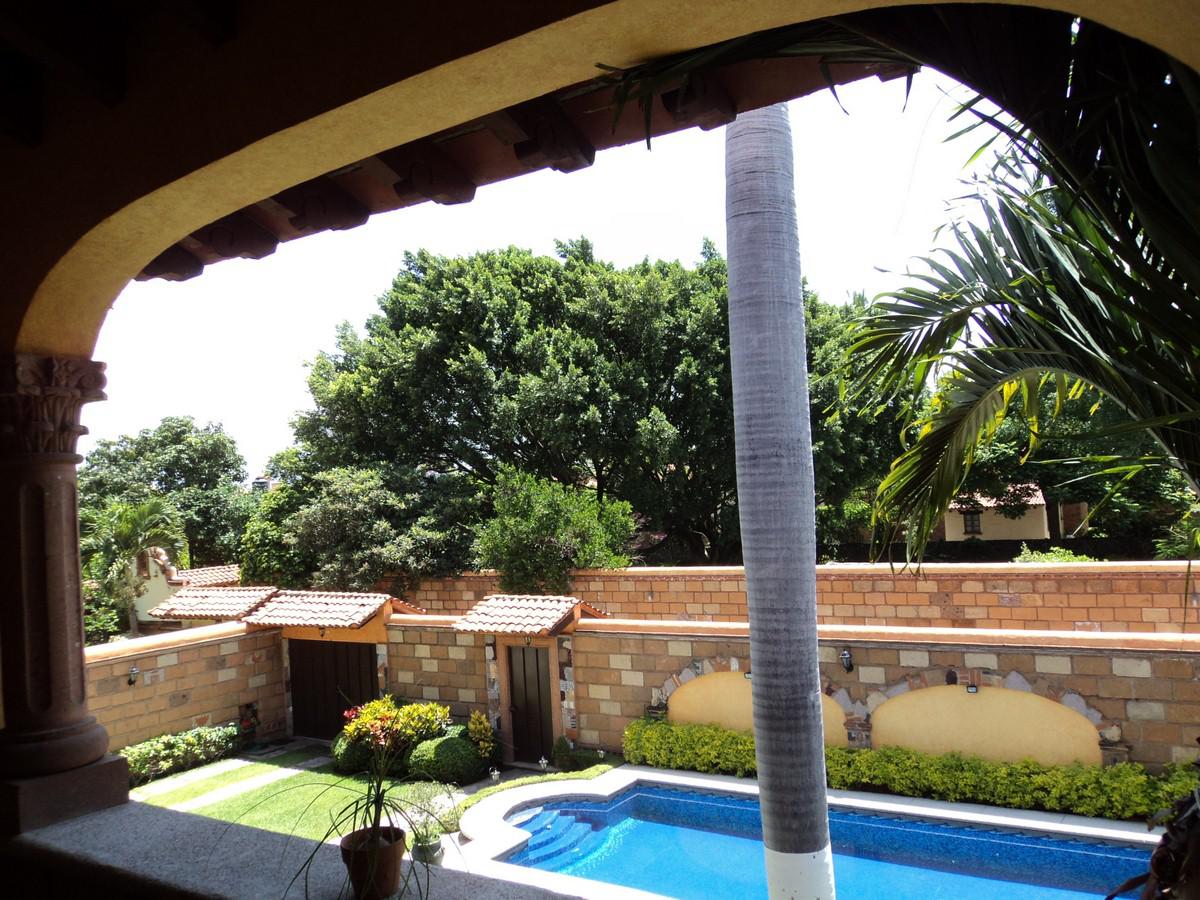 Casa - Fraccionamiento Lomas de Cuernavaca