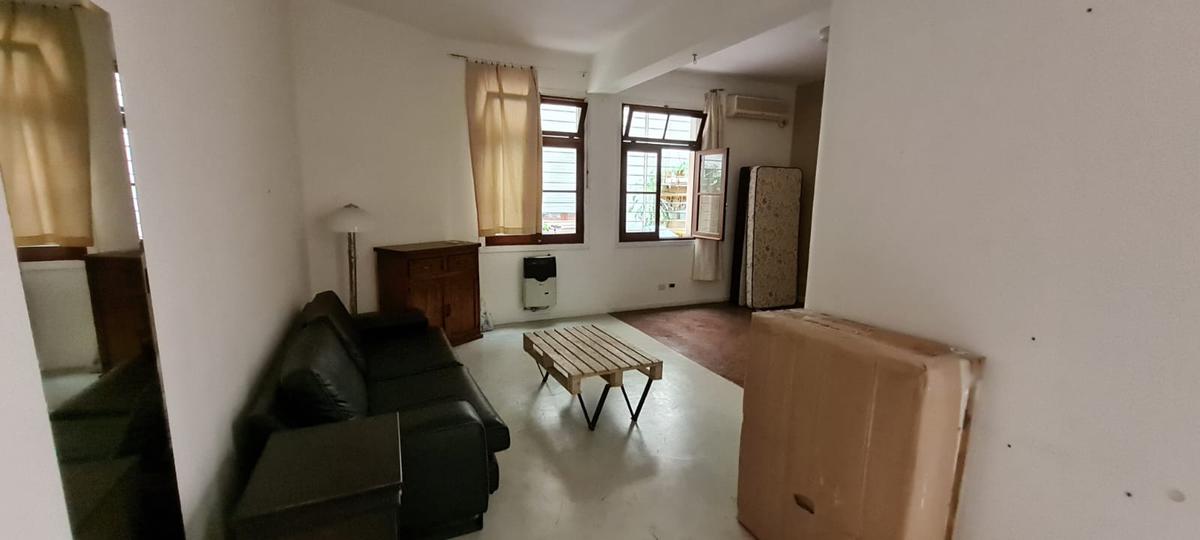 Departamento tipo loft austria 2000 Barrio Norte con patio reciclado