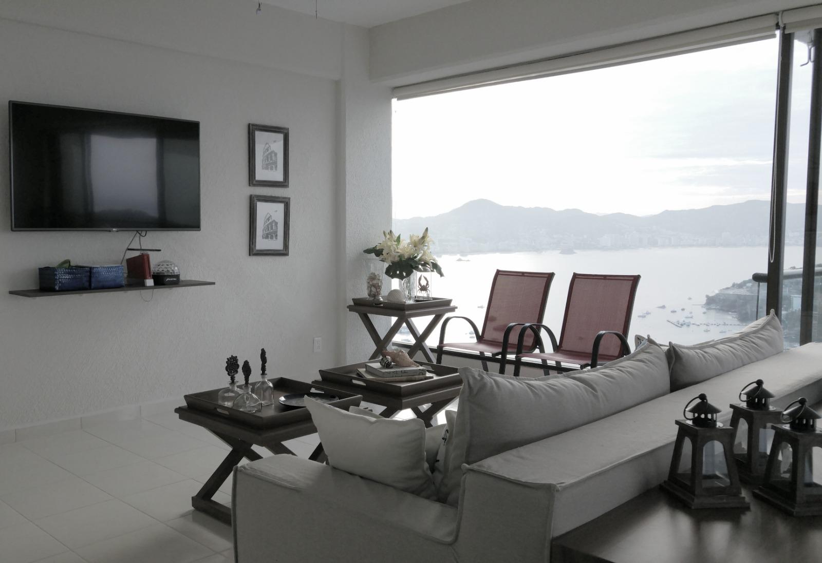 $$$ Maravilloso departamento con inigualable vista en la zona tradicional del bello Puerto de Acapulco