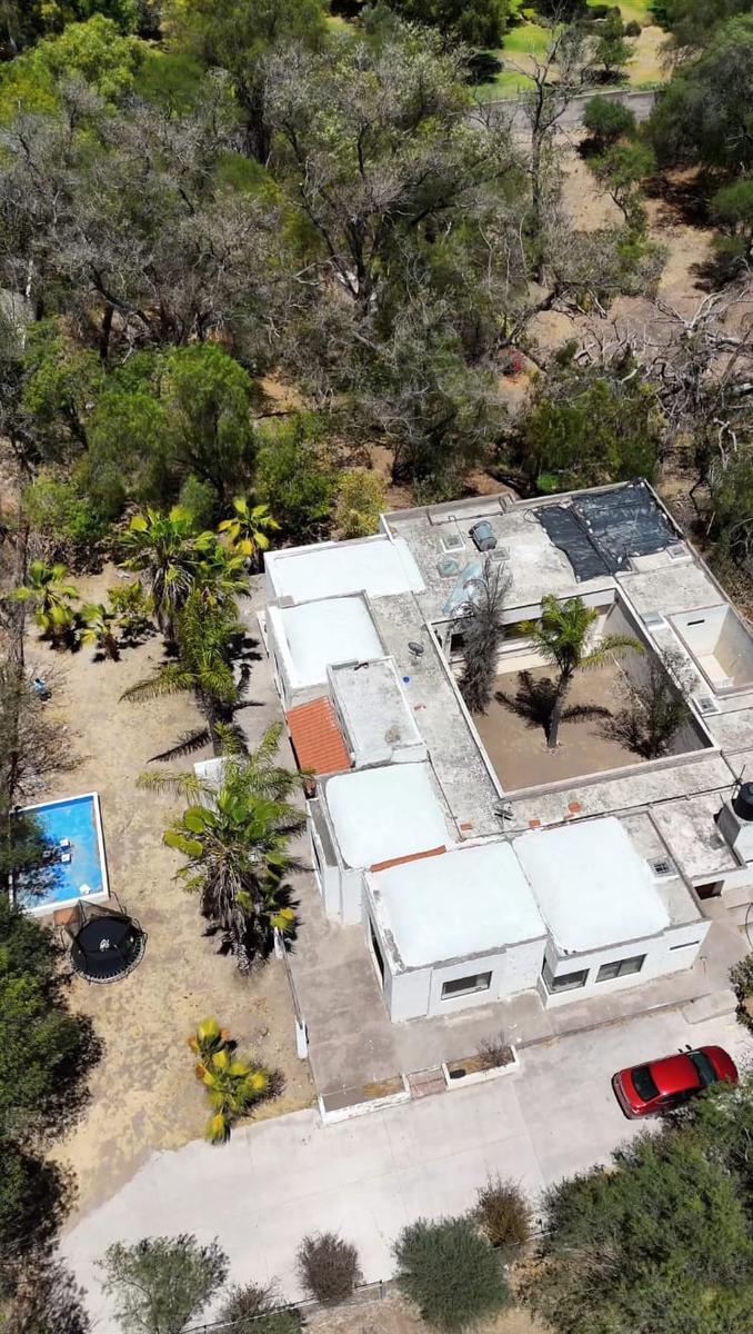 VENTA FINCA CON DISEÑO CONTEMPORÁNEO AL NORPONIENTE DE LA CIUDAD