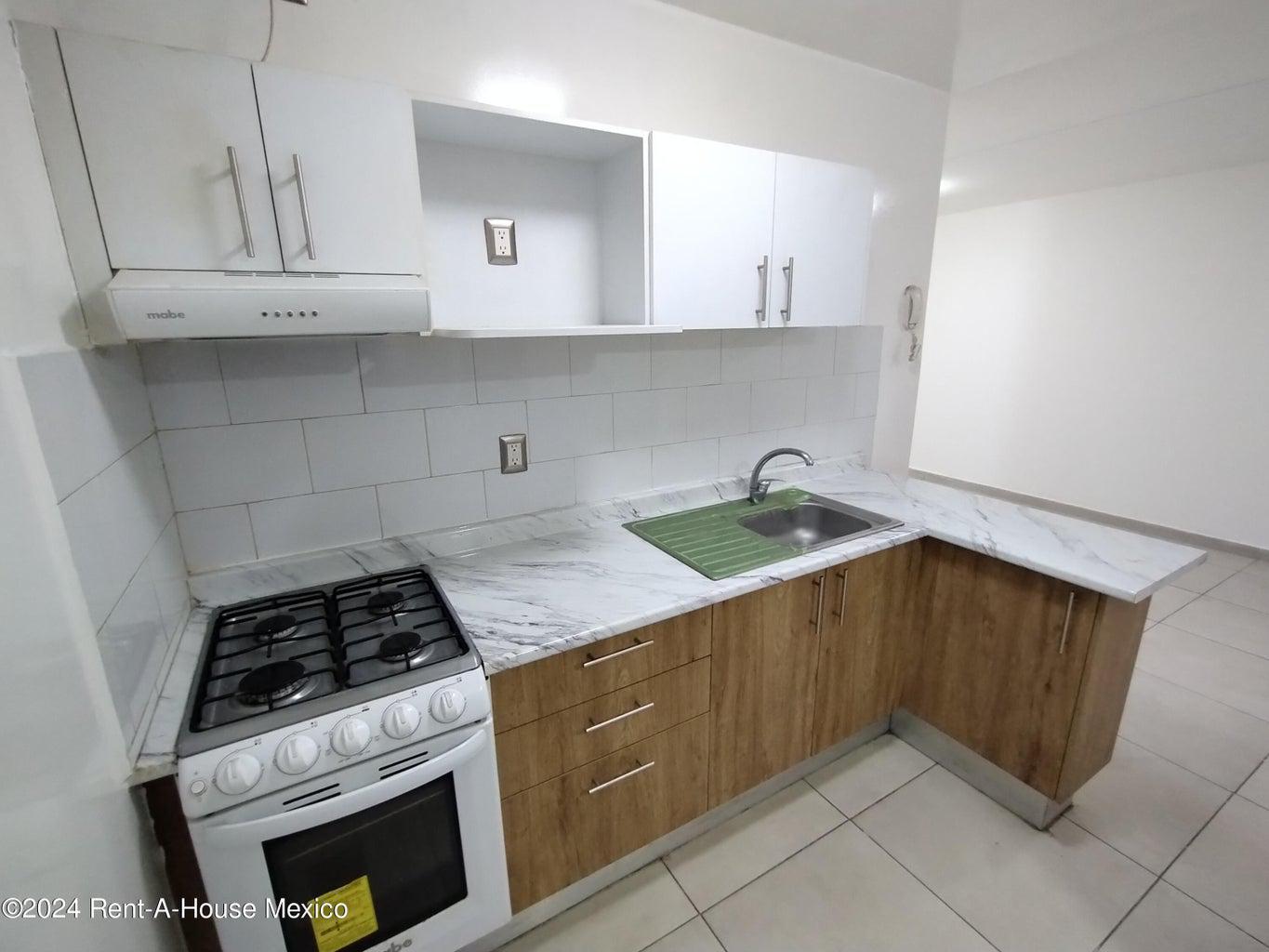 Departamento en Venta en Granjas Mexico Iztacalco GIS 24-4566