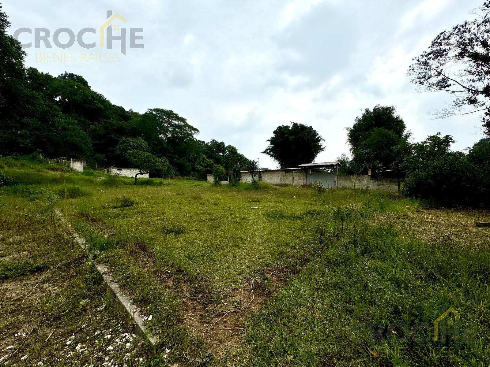 Terreno en venta en San Andrés Tlalnelhuayocan en fraccionamiento Bosque escondido de Tlalnelhuayocan