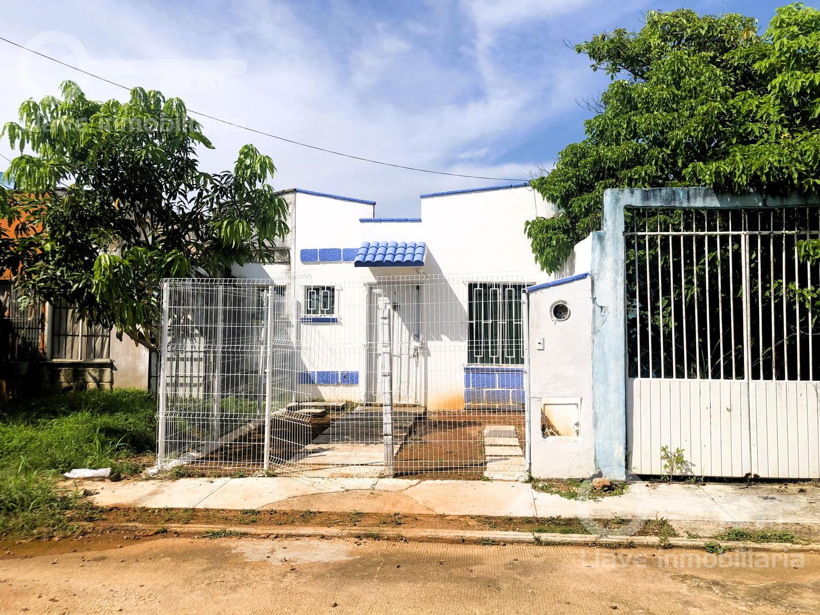 Casa en venta ubicada en Playa Las Perlas, Las Olas, Cosoleacaque, Veracruz.