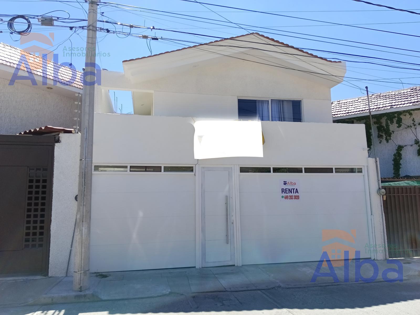 CASA EN RENTA EN FRACCIONAMIENTO LOS BOSQUES