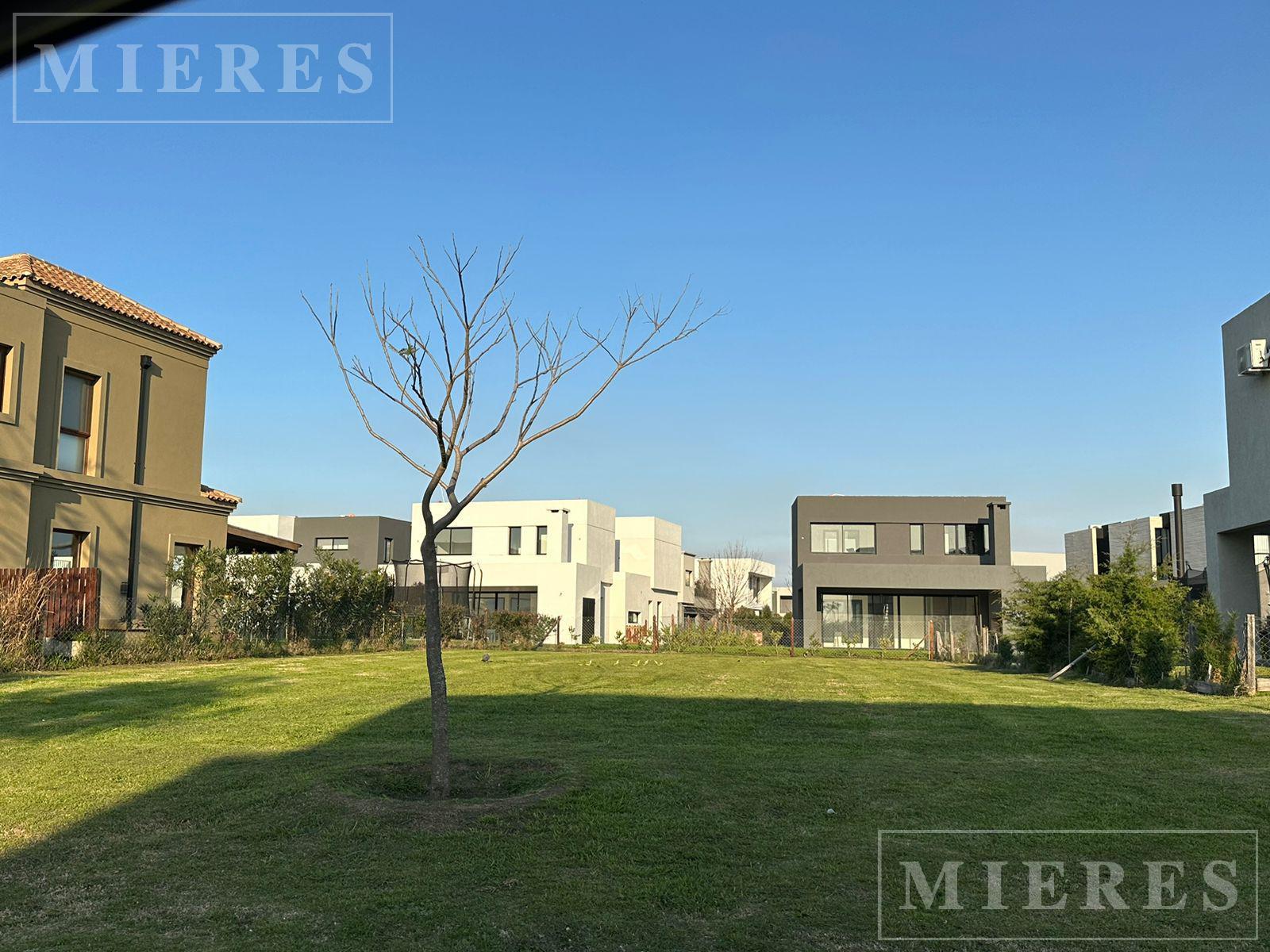 Lote interno en venta en Castaños, Nordelta.