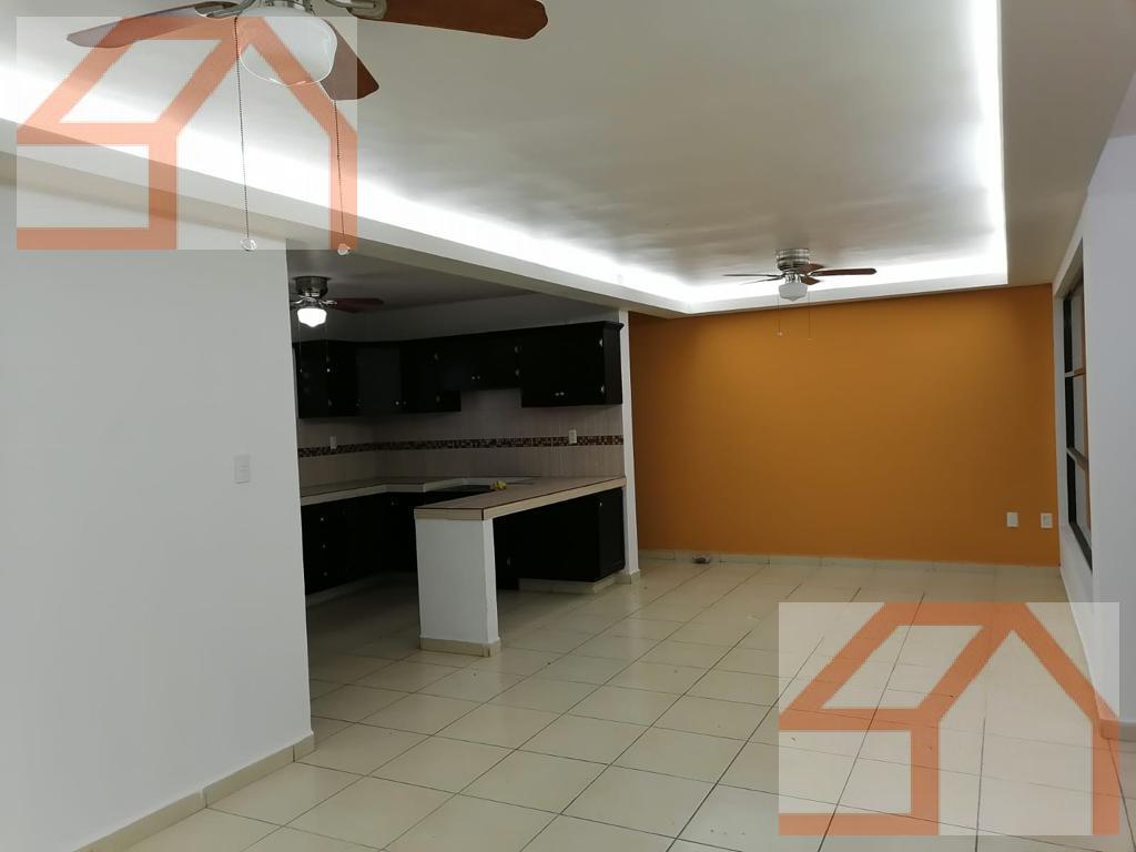 Departamento en Venta Col. Lauro Aguirre