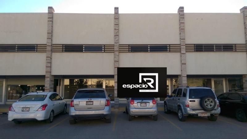 LOCAL COMERCIAL EN RENTA O VENTA EN PLAZA POTREROS