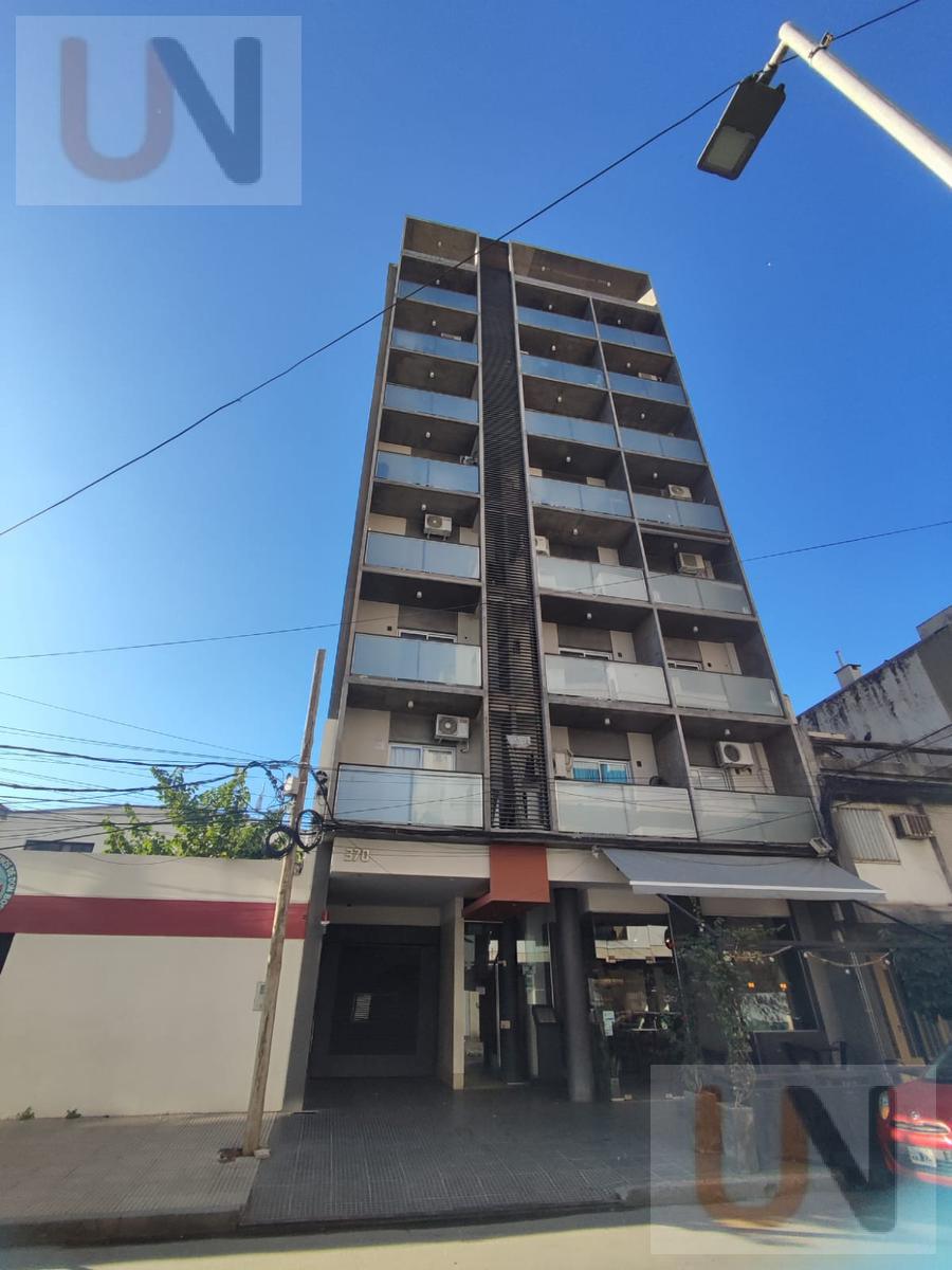 Departamento Monoambiente amplio en  Venta en Barrio Sur