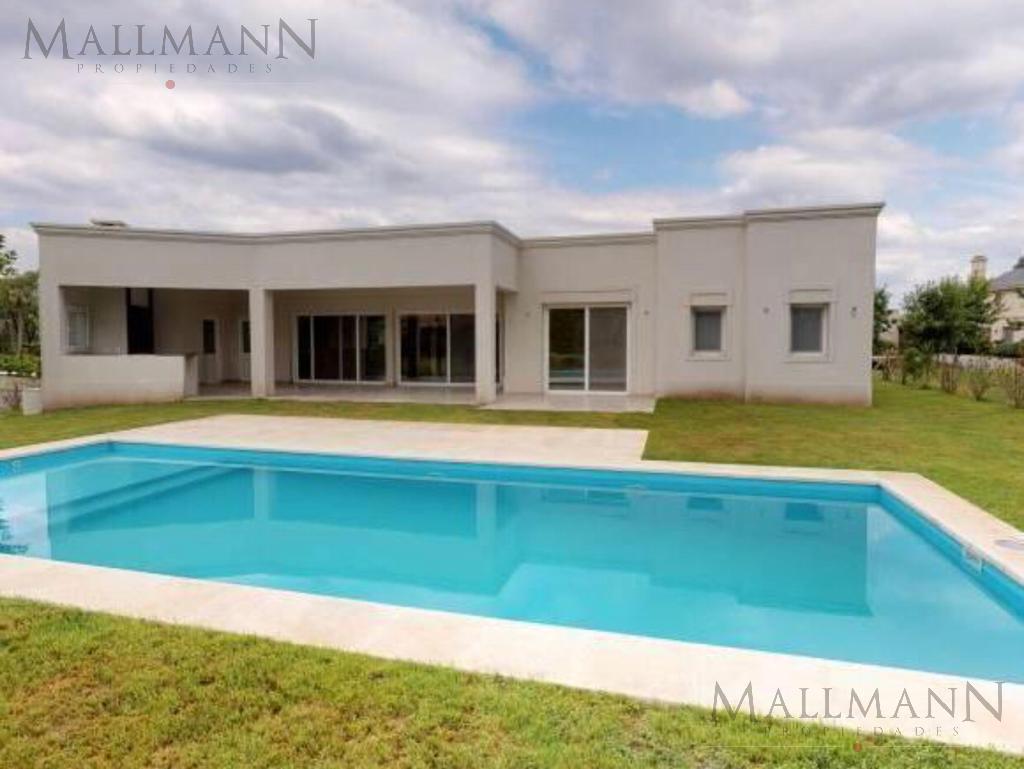 Casa en venta en Pilara, Barrio La Berlina  Mallmann Propiedades