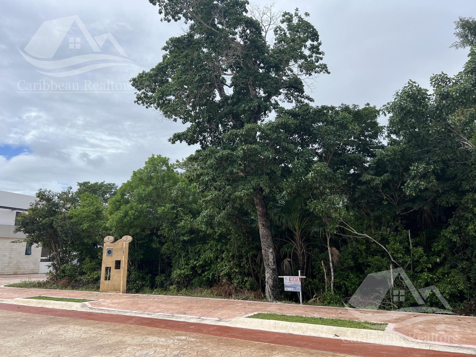 Terreno en Venta en Cancun Lagos del Sol  IBO6494