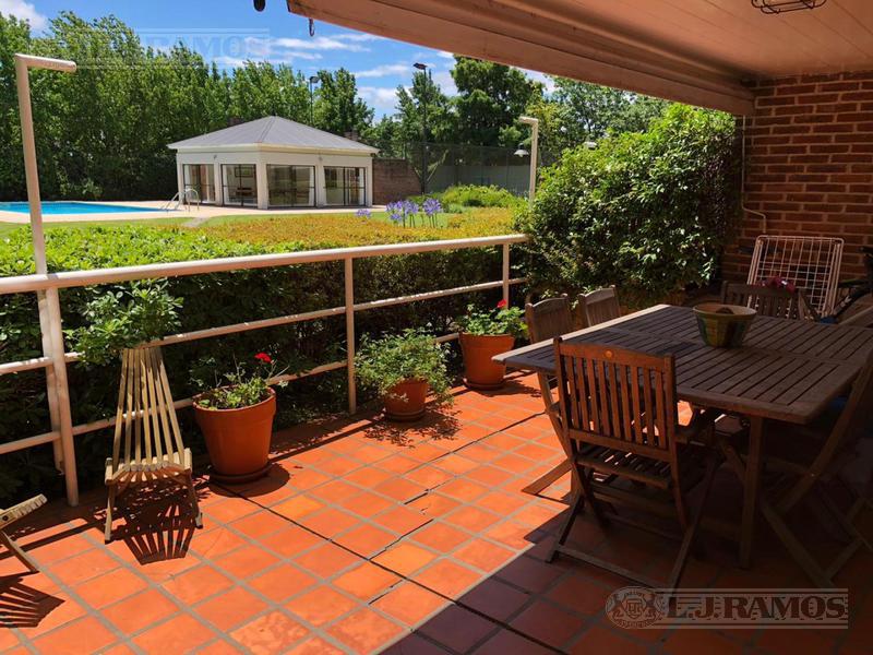 Muy lindo DEPARTAMENTO en VENTA en SAN ISIDRO de 3 DORMITORIOS - COMPLEJO CASAS DEL PUERTO