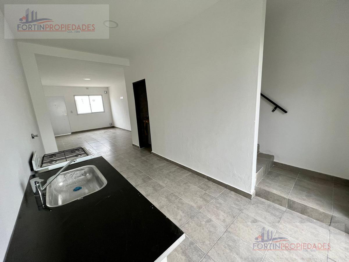 Dúplex en venta 2 dormitorios La Plata- Villa Elvira- Zona Sur