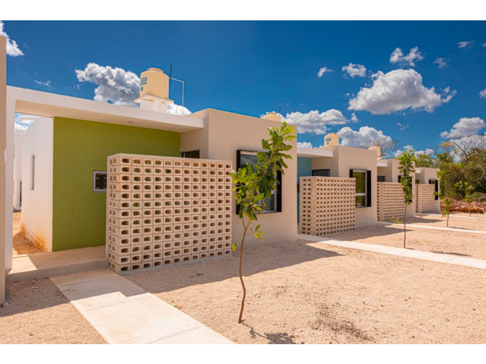 CASA EN VENTA EN FRACCIONAMIENTO AMANECERES ORIENTE, YUCATAN