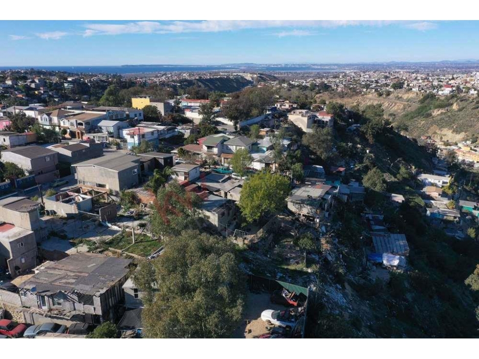 EN VENTA PROPIEDAD EN EL CAÑON DE LAS ROSAS TIJUANA